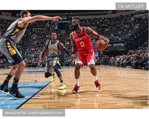 联盟裁判标准争议再起，假摔处罚尺度引讨论